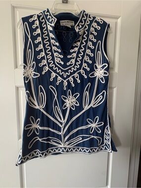 Lauren Michelle Navy Sleeveless Embroidered V-Neck Tunic